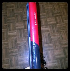 Remington Hair Straightener.